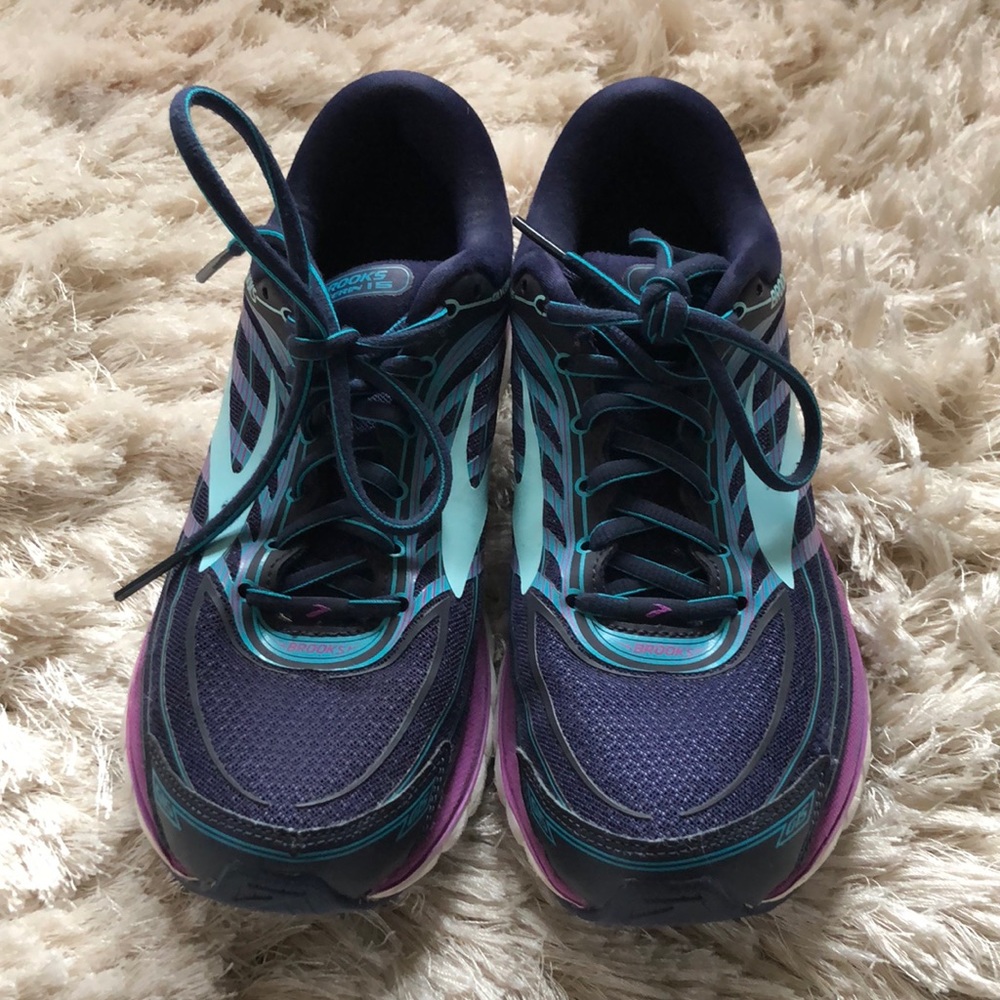 Brooks glycerin, Size 10